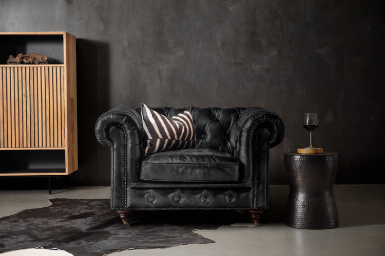 Jefferson Chesterfield Leather Armchair - Distressed Black Armchairs - 2