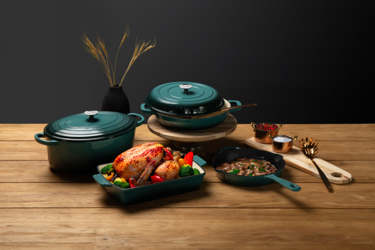 Nouvelle Cast Iron 6-Piece Roaster Set - Forest Nouvelle Cast Iron Sets - 1