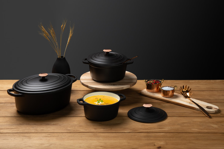 Nouvelle Cast Iron 6 Piece Set - Combo 3 - Matte Black Nouvelle Cast Iron Sets - 2
