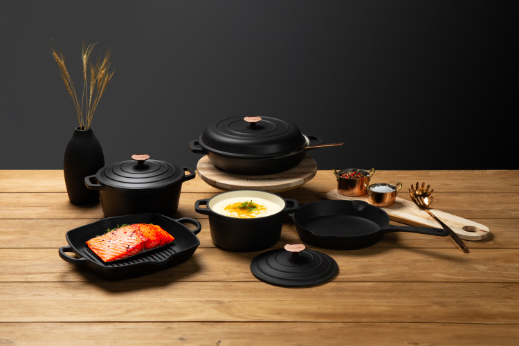 Nouvelle Cast Iron 8 Piece Set - Combo 1 - Matte Black Nouvelle Cast Iron Sets - 2
