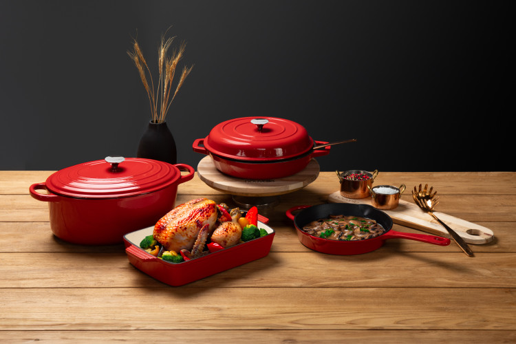 Nouvelle Cast Iron 6-Piece Roaster Set - Red Nouvelle Cast Iron Sets - 1