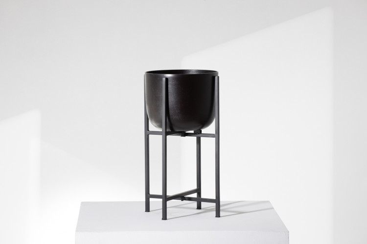 Ruwa Planter - Medium Planters and Vases - 1