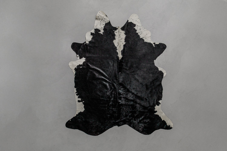 Brazilian Cow Hide - Medium Hides - 1