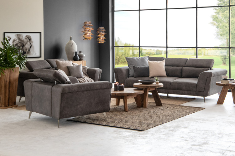 Laurence Lounge Suite - Ash Lounge Suites - 1