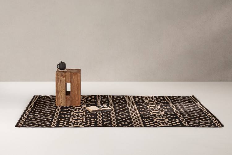Ziyah Rug - Black - Medium Rugs - 1