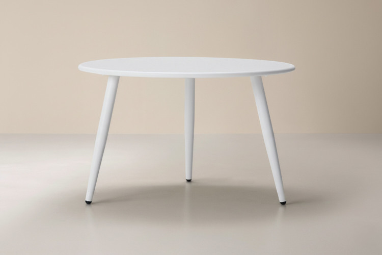 Aspen Coffee Table - White Patio Coffee & Side Tables - 1