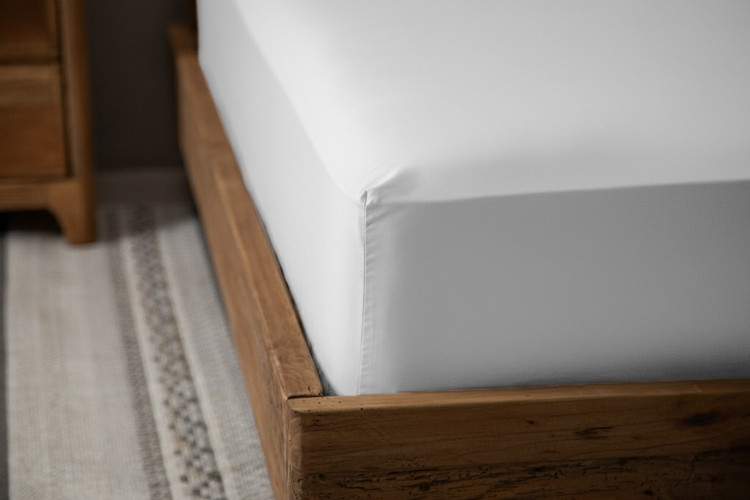 Hotel Collection - Fitted Sheet - Queen - White Sheets - 2