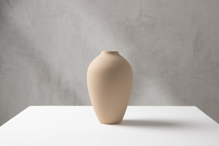 Ario Vase - Ivory Vases - 1
