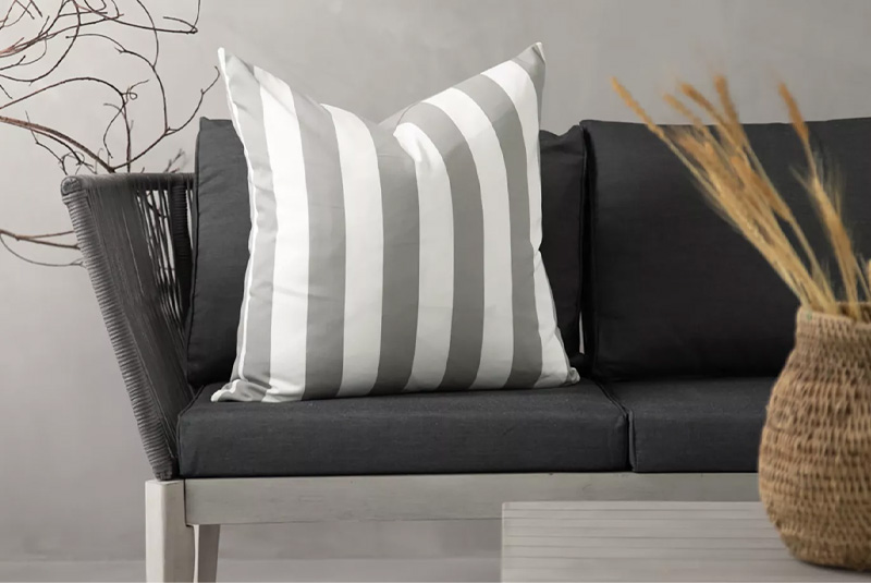 cielo_patio_scatter_cushions