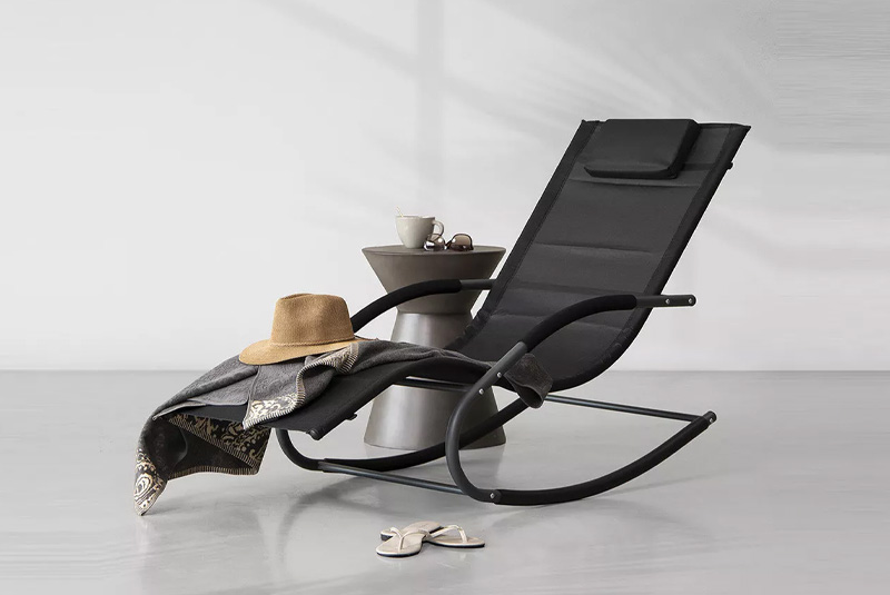 cielo_patio_sun_and_pool_lounger