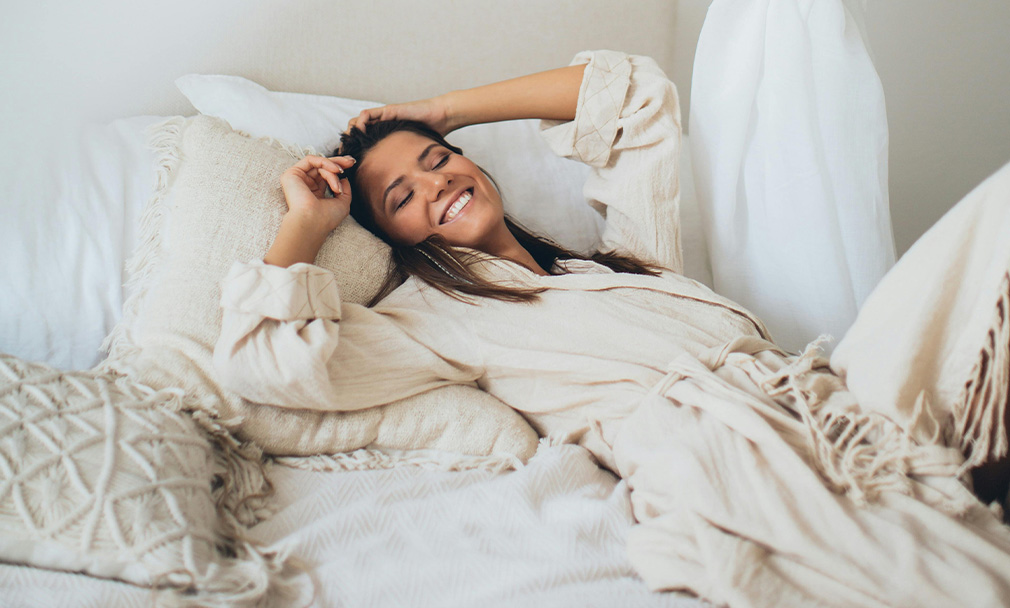 woman_enjoying_comfortable_mattress